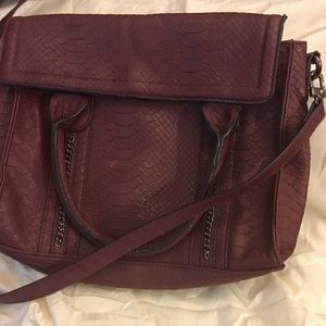 Sam & Libby Crocodile-Style Handbag In Merlot
